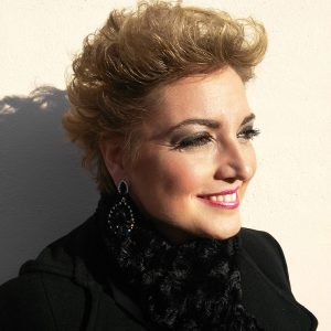 Tocados, Peinados y Maquillajes-1